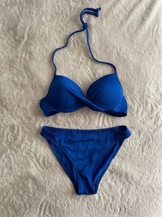 Bikini azul electrico