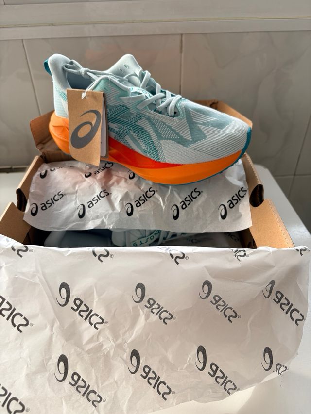 Zapatillas Asics Novablast 5