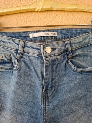 Jeans rectos Lefties