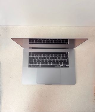 MacBook Pro 16 i9 / 1TB