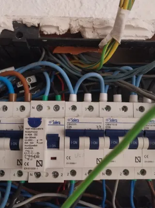 Electricista económico