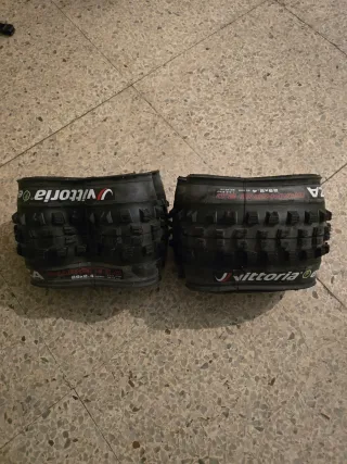 Cubierta Vittoria Barzo Graphene 29x2.4