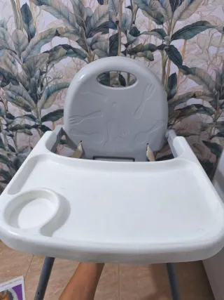 Trona bebé 3 posiciones, todo se puede quitar
