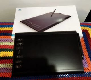 2 Tocadiscos y 1 Tableta Gráfica, LOTE COMPLETO