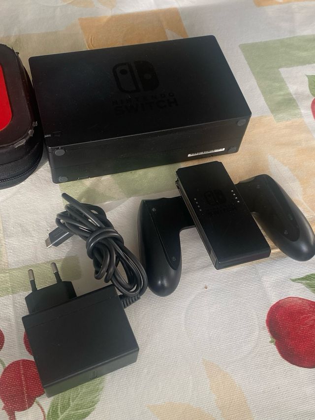 Nintendo Switch + Accessori