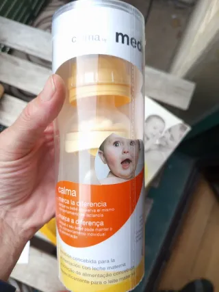 Medela Mini Electric Sacaleches y Biberón Calma