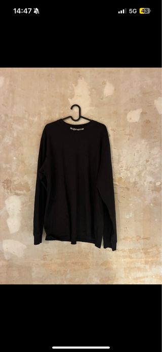 Camiseta Supreme Manga Larga Negra