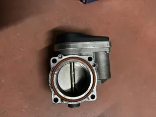 Mariposa Admisión BMW E46 316ti Compact