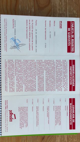 Piano acústico Kawai K2