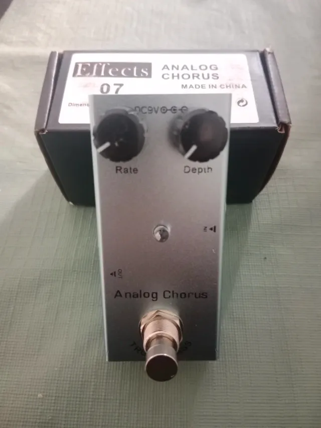 Pedal de Guitarra Chorus Analog