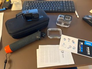 GoPro Hero10 Black + Accesorios.