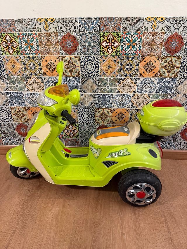 Moto Eléctrica Infantil Batería