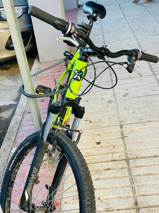 Bicicleta Montaña B'TWIN 27.5