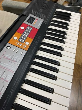 Teclado Yamaha F50
