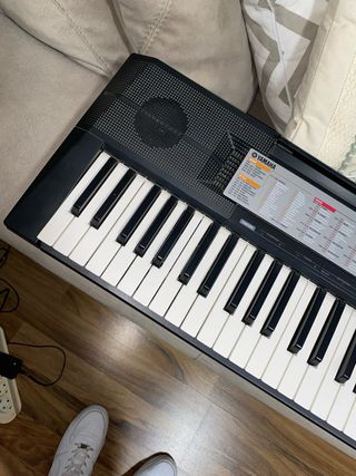 Teclado Yamaha F50