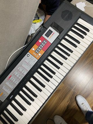Teclado Yamaha F50
