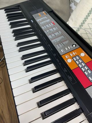Teclado Yamaha F50