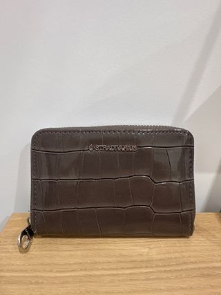 Cartera Stradivarius