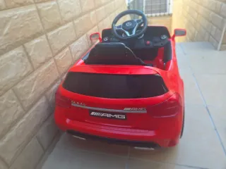 Coche eléctrico infantil Mercedes AMG