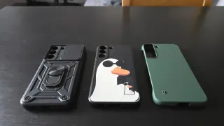 3 custodie per Samsung Galaxy S22