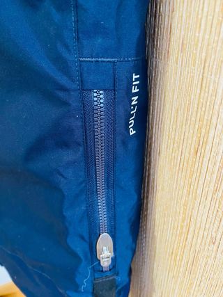 Pantalón de nieve a estrenar Decatlón T 12-14