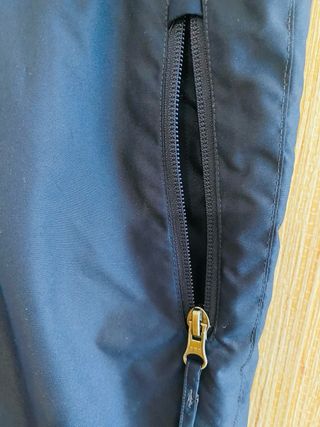 Pantalón de nieve a estrenar Decatlón T 12-14