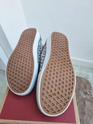 Zapatillas Vans Mujer Talla 39 negro/Animal Print