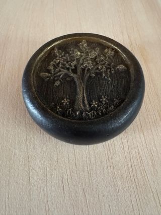 Jabón de regalo con lazo rojo