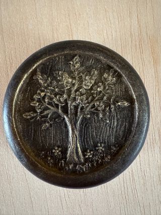 Jabón de regalo con lazo rojo