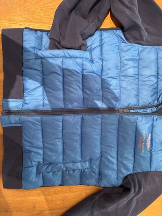 Chaqueta Aston Martin Niño Azul Plumas