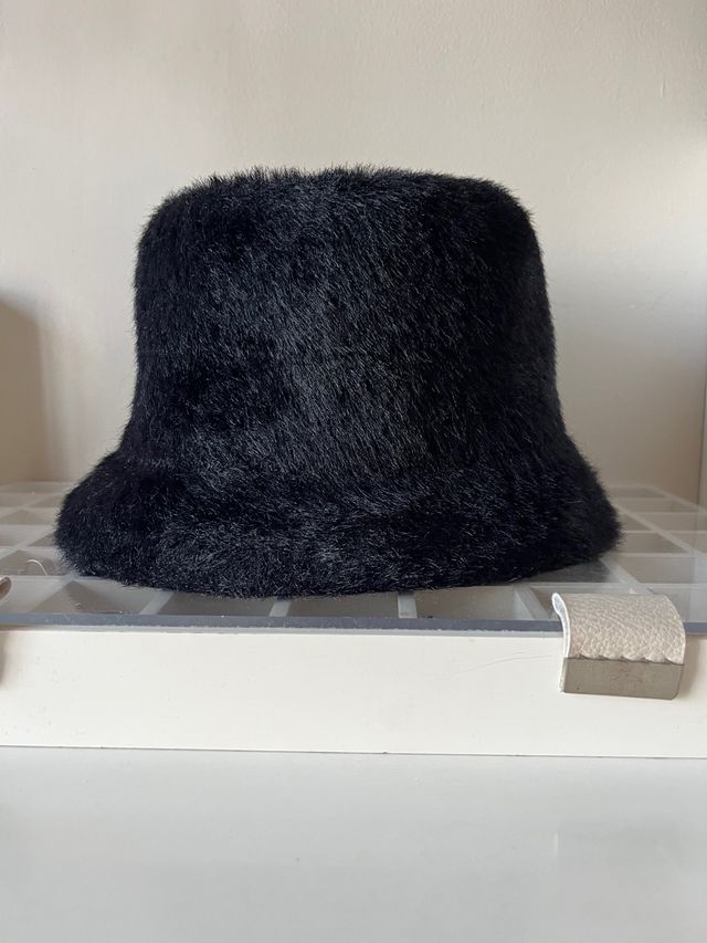 Sombrero bucket pelo negro