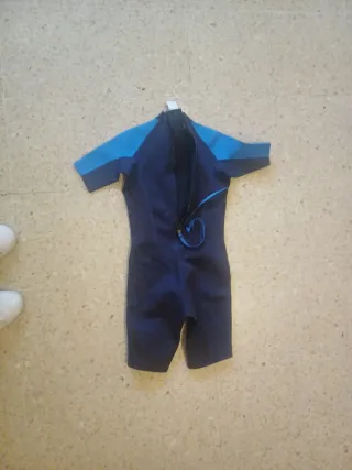 Traje neopreno corto 14 años OLAIAN