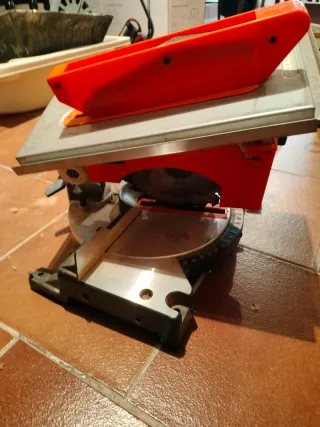 Sierra de mesa Metawood MTMS1200-210-21