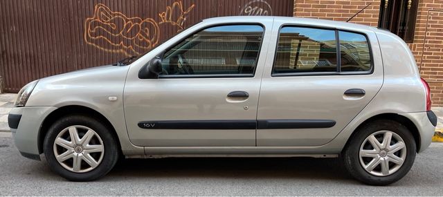 Renault Clio *Unico Propietario*