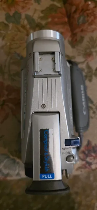 Videocamera Canon MV400i