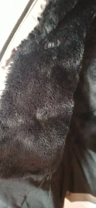 Cazadora Zara Beige con Capucha