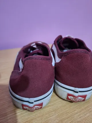 Zapatillas Vans Rojas y Blancas