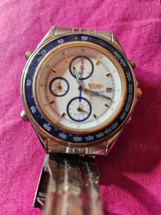 Reloj Seiko Cronógrafo Azul y Plateado