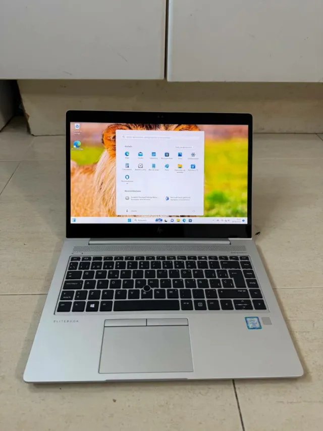 Ordenador portátil HP Elitebook i5 8 GENERACIÓN.