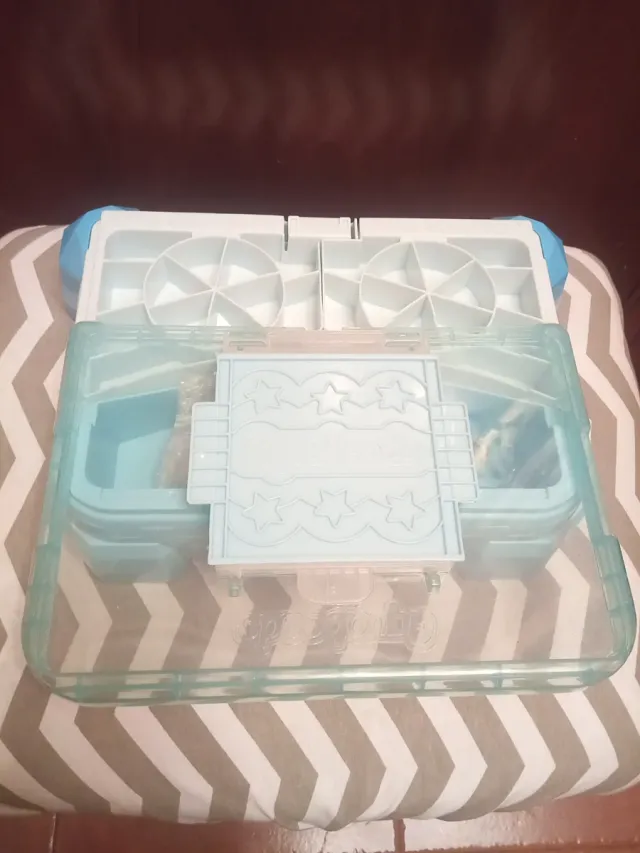 Estuche para abalorios y manualidades