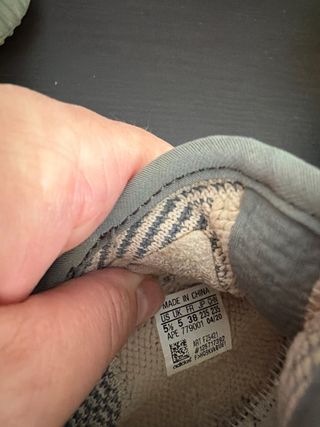 Adidas Yeezy Boost 350 V2