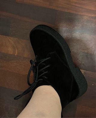 Botines negros de ante natural