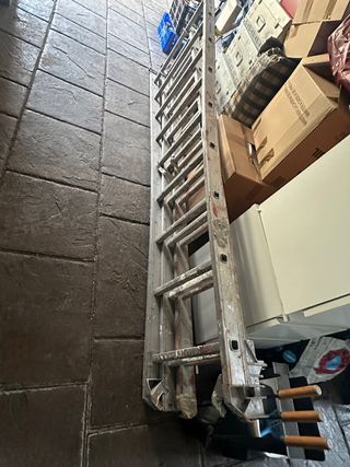 Escalera profesional de aluminio