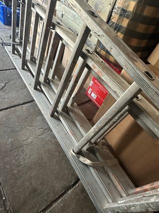 Escalera profesional de aluminio