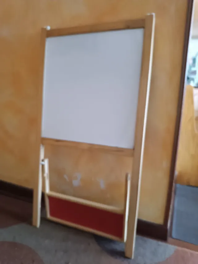 Pizarra doble con balda