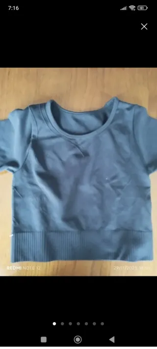 Ropa deportiva negra 7