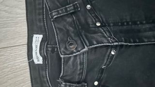 Pantalón Brownie negro con tachuelas