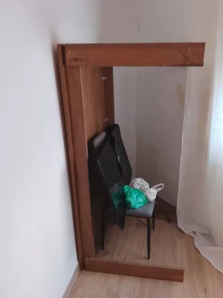 Mesa de familia de madera