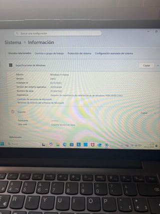 Ordenador portátil Lenovo gris