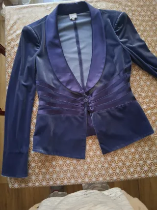 Giacca Armani Collezioni donna blu con toni viola